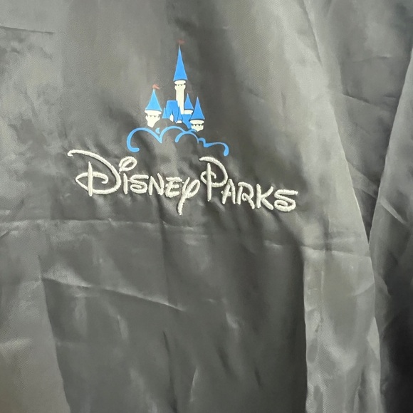 Disney Parks Packable Stowable Windbreaker Jacket in Bag Rain Gear - Picture 4 of 6